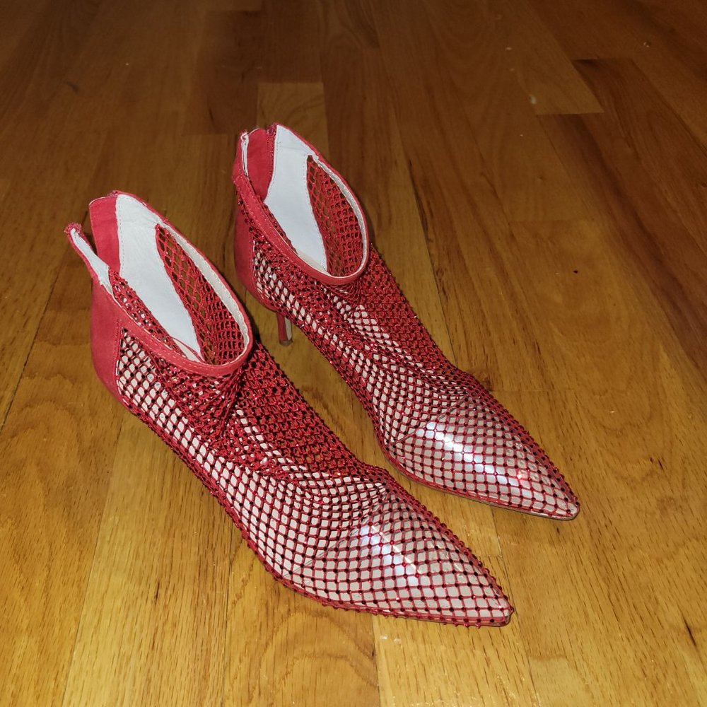 Charles By Charles David Women's Pursue Bootie Size 12 Red